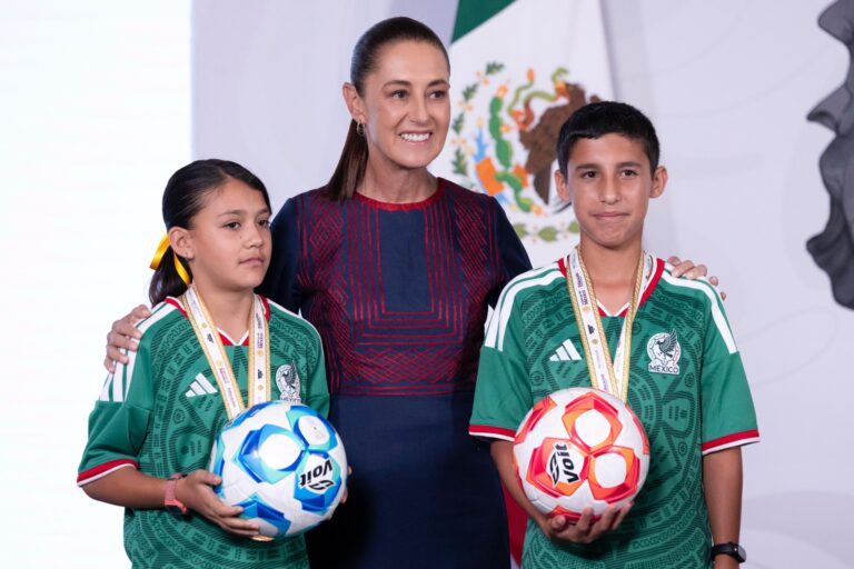 Del Barrio A La Selección