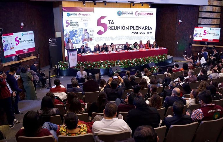 Morena respalda reforma de Sheinbaum sobre la doble nacionalidad.